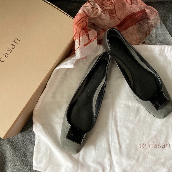 Gaetano Perrone for Te Cesan Grey Suede Jewel Flats Sz 37 - Picture 2 of 11